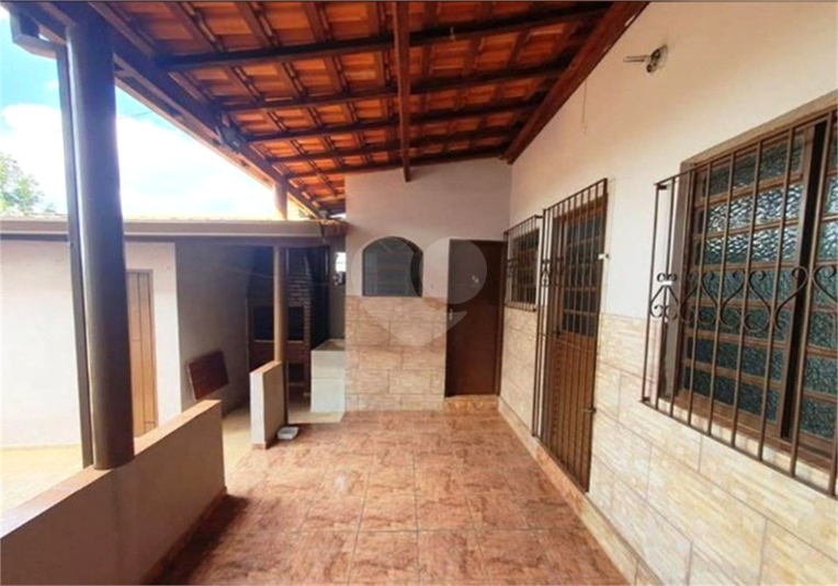 Foto REO1119939