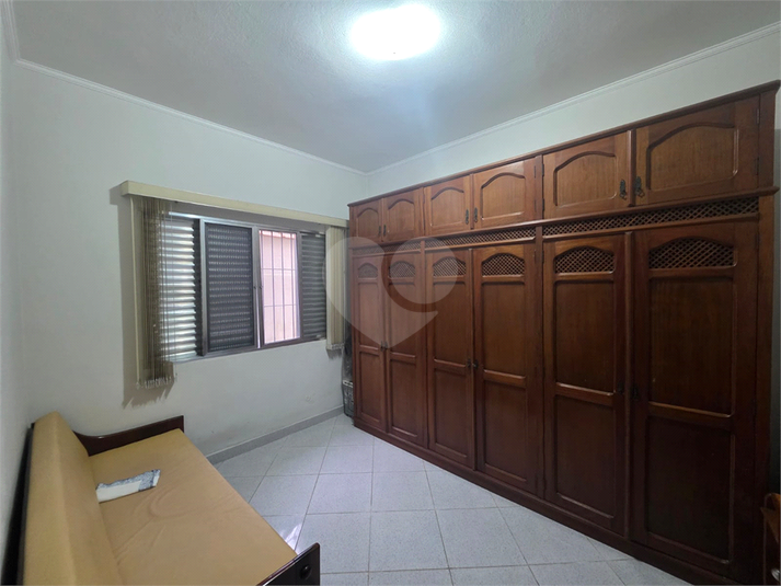 Foto REO1119955