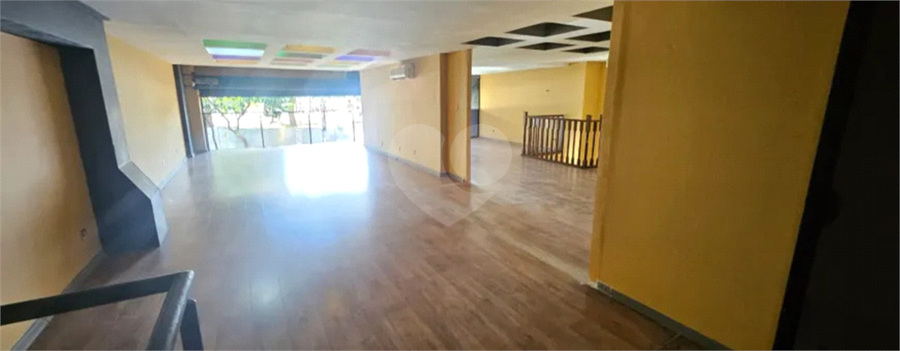 Foto REO1119990
