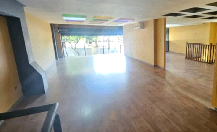 Foto REO1119990
