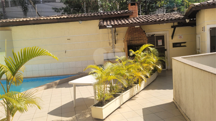 Foto REO1120001