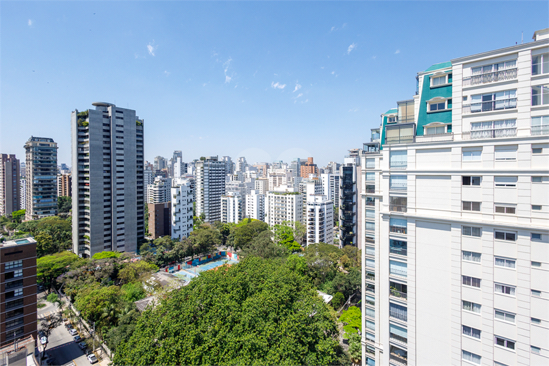 Foto REO1120011