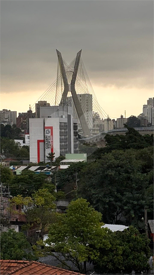 Foto REO1120136