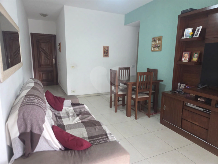 Foto REO1120180
