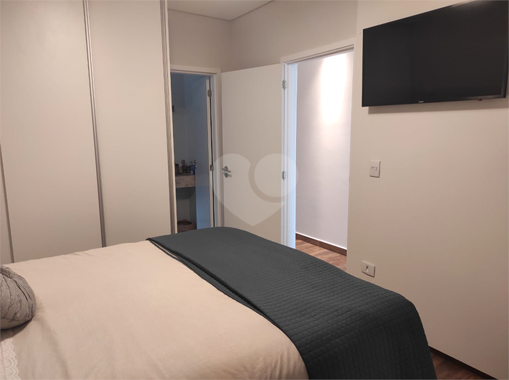 Foto REO1120181