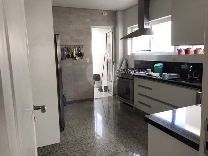 Foto REO1120182