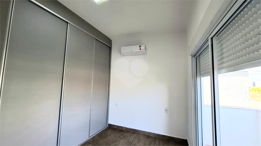 Foto REO1120183