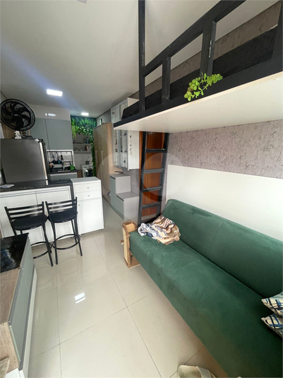 Foto REO1120204