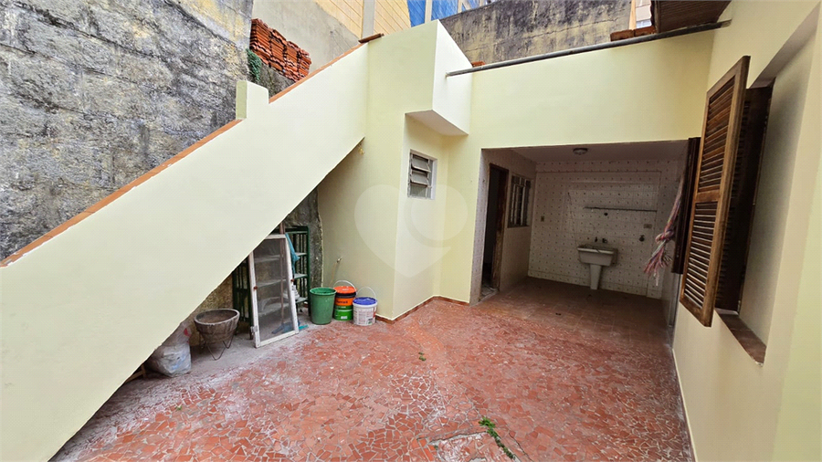 EDICULA, LAJE E LAVANDERIA 