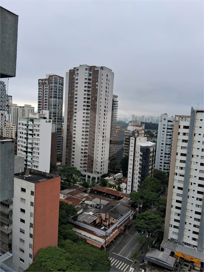 Foto REO1120222