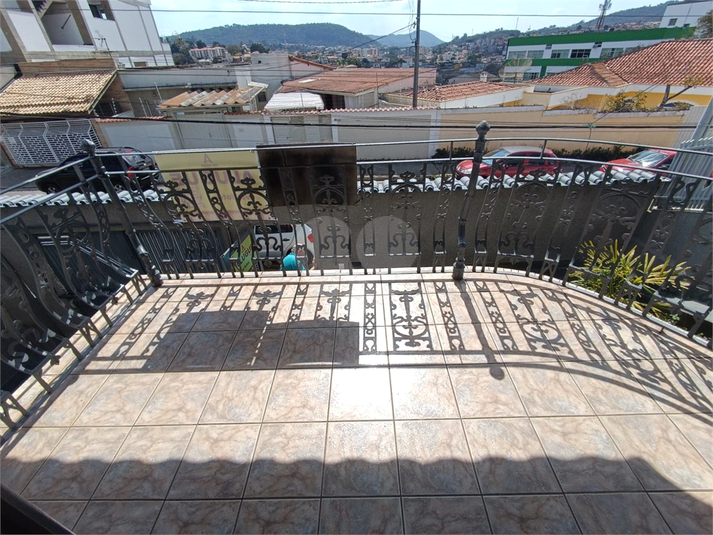 Foto REO1120225