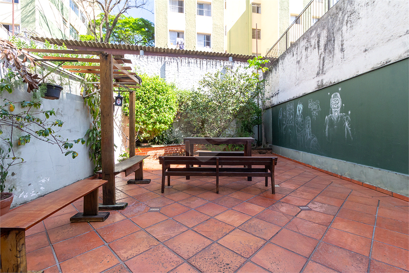 Foto REO1120238