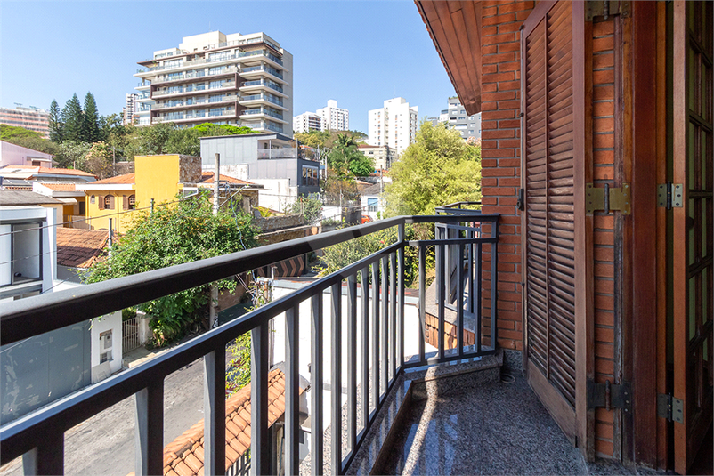Foto REO1120238