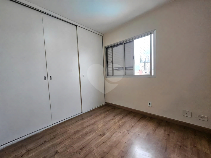 Foto REO1120250