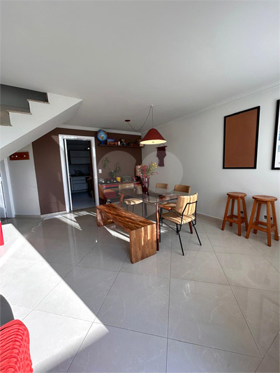 Foto REO1120253