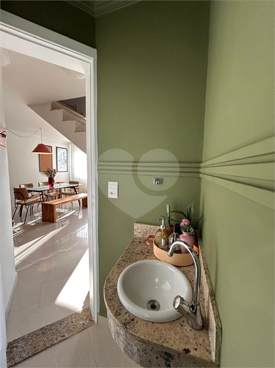 Foto REO1120253