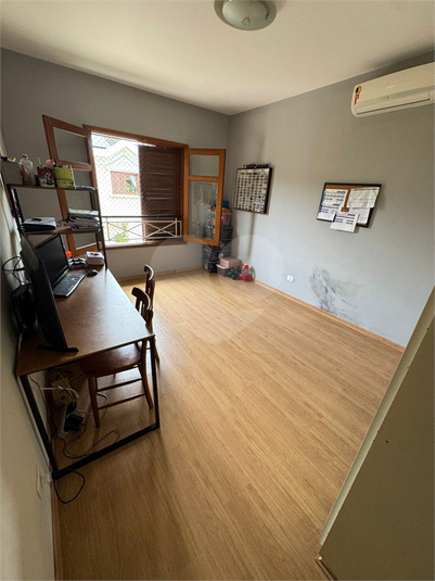 Foto REO1120264