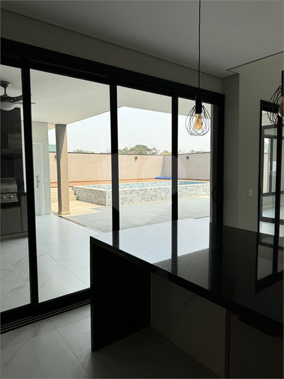 Foto REO1120270