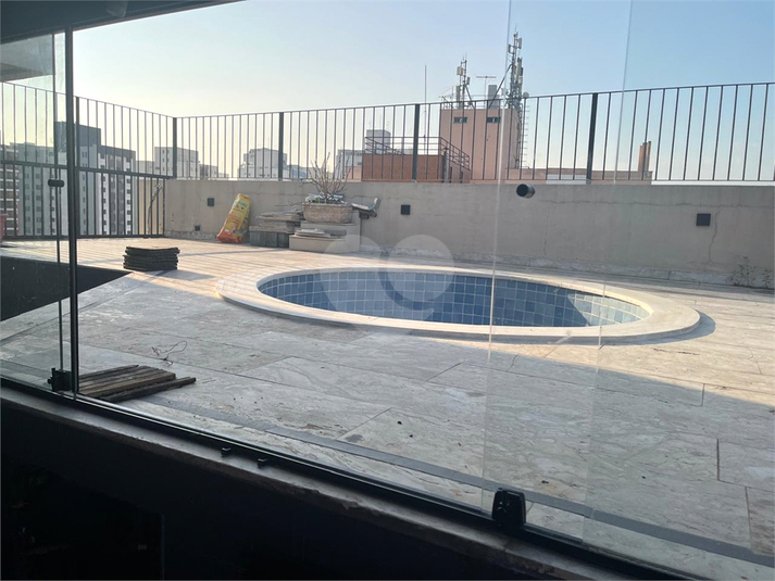 Foto REO1120272