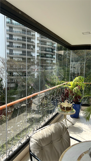 Foto REO1120288