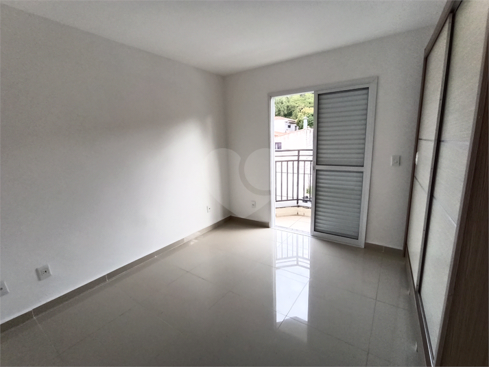 Foto REO1120330