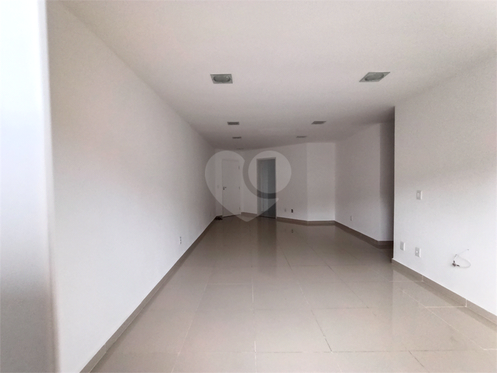 Foto REO1120330