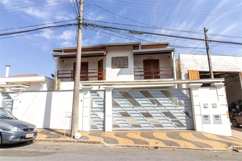 Foto REO1120341