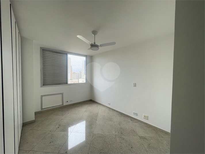 Foto REO1120347