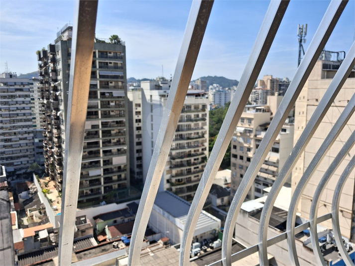 Foto REO1120411