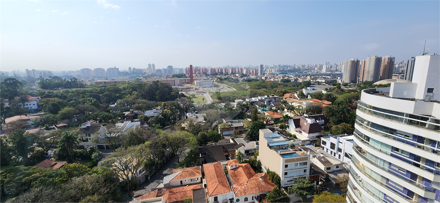 Foto REO1120441