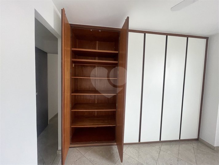 Foto REO1120443