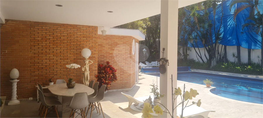 Foto REO1120446