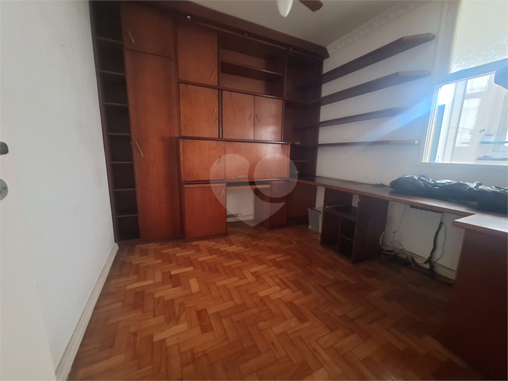 Foto REO1120471