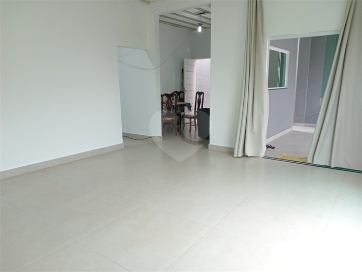 Foto REO1120472