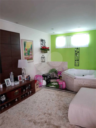Foto REO1120503