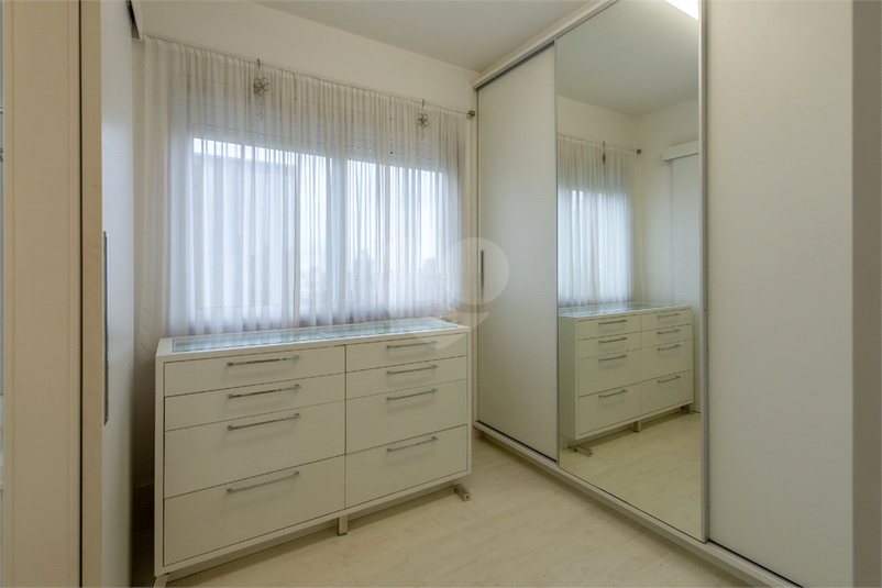 Foto REO1120568