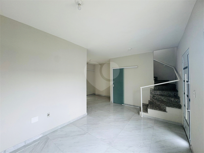 Foto REO1120596