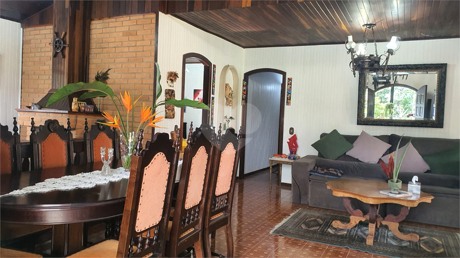 Foto REO1120609