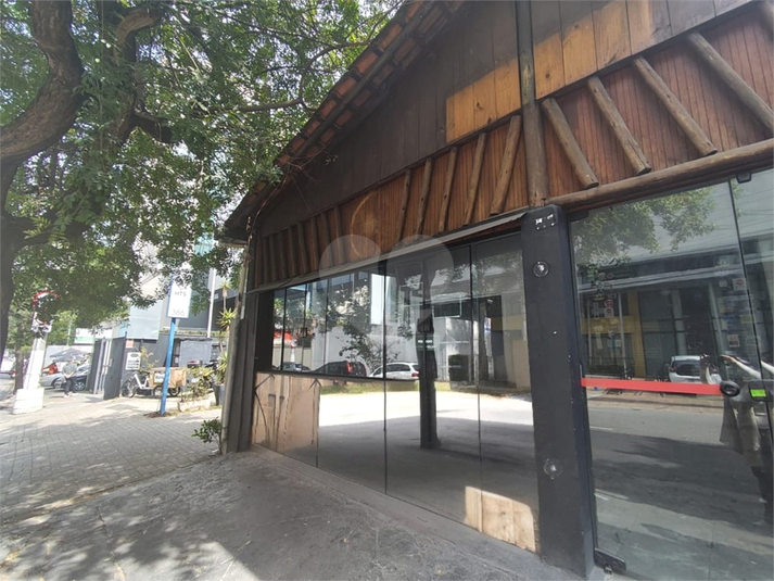 Foto REO1120626