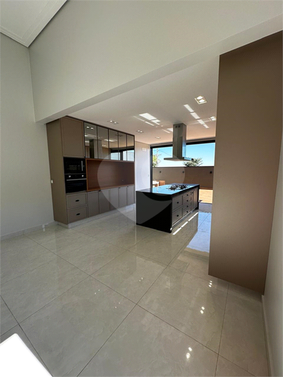 Foto REO1120634