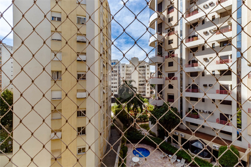 Foto REO1120649