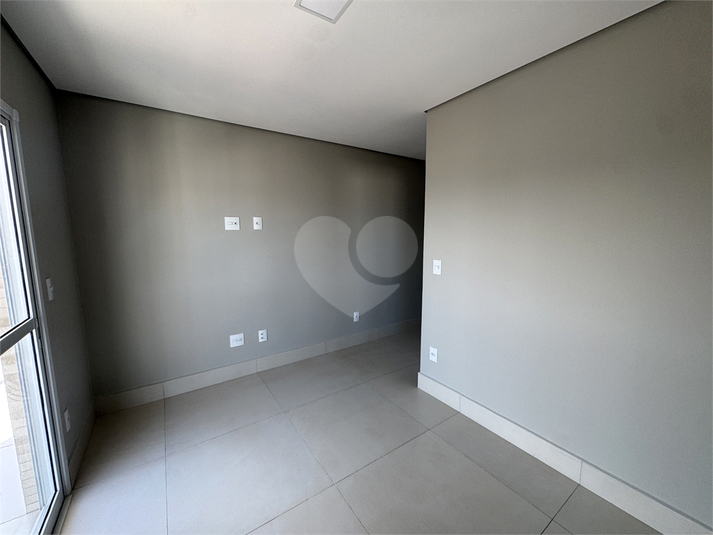 Foto REO1120664