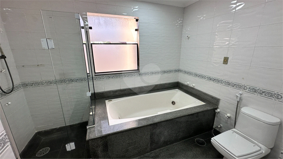 Foto REO1120682