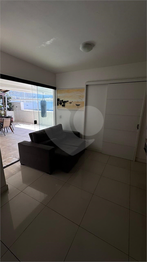 Foto REO1120691