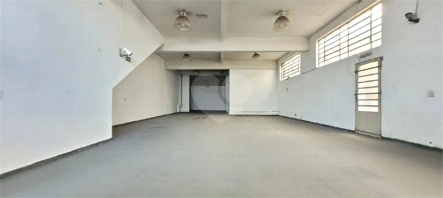 Vão livre do galpão