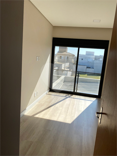 Foto REO1120748