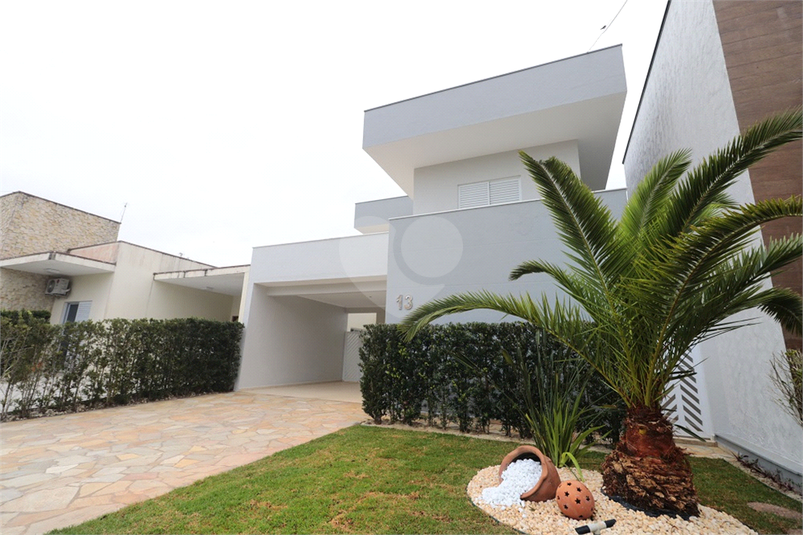 Foto REO1120754