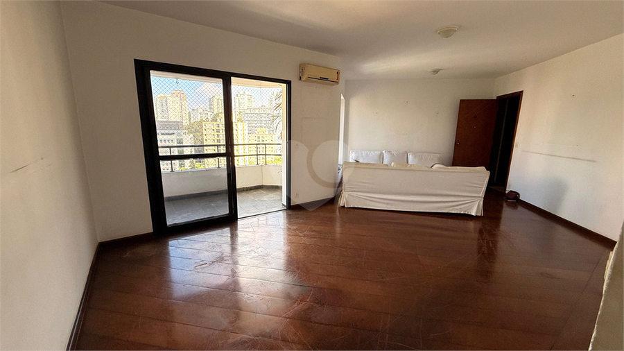 Foto REO1120788