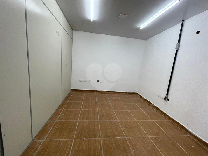 Foto REO1120839
