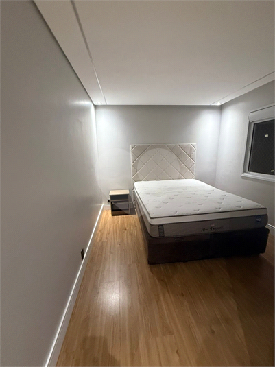 Foto REO1120855
